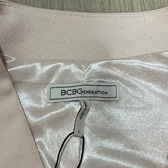 BCBGeneration Soft Pink Blazer NWT Size Small - Picture 2 of 4